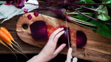 A IMPORTÂNCIA DE UMA ALIMENTAÇÃO SAUDÁVEL NO COMBATE À HIPERTENSÃO