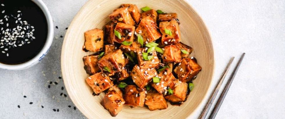 5 RECEITAS COM TOFU E OS SEUS BENEFÍCIOS