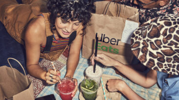 UBER EATS NA PRAIA ESTE VERãO