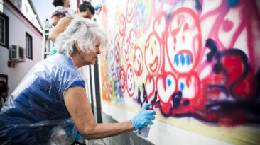 LATA 65, idosos e arte urbana
