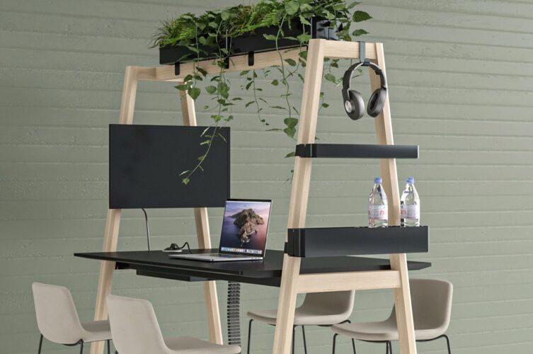 Esta mesa multiuso + personalizável é a ilha de reunião autossuficiente que os escritórios modernos precisam pós-pandemia Esta mesa multiuso + personalizável é a ilha de reunião autossuficiente que os escritórios modernos precisam pós-pandemia