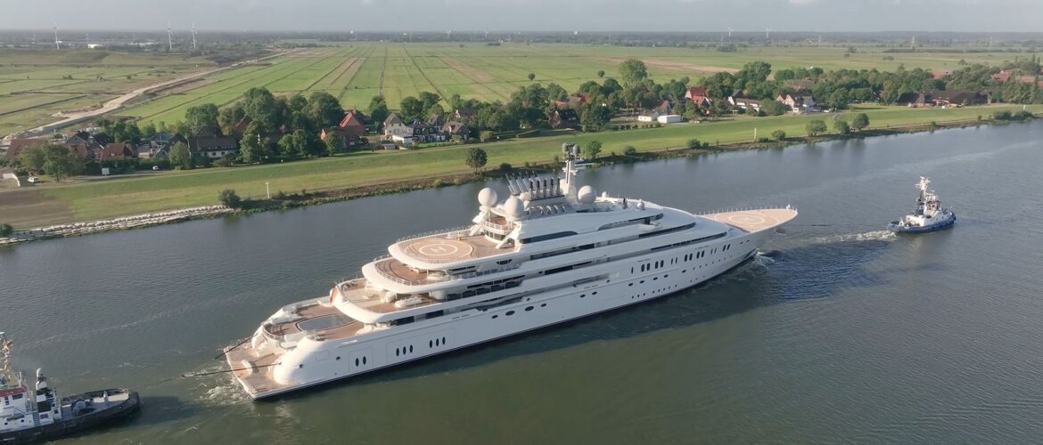 Um Lurssen Opera é o décimo maior iate privado do mundo.