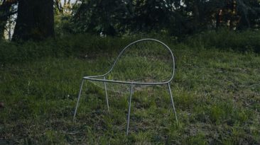 Junya Ishigami transforma materiais “mais resistentes” em móveis leves e arejados