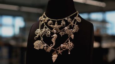 COLAR DIOR – FRUTO DE UM SAVOIR-FAIRE úNICO